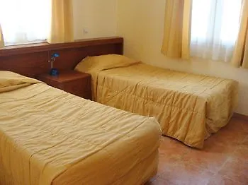 Kaynak Hotel *